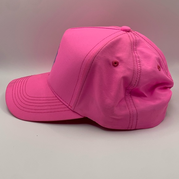 Pink Hat - Picture 4 of 6
